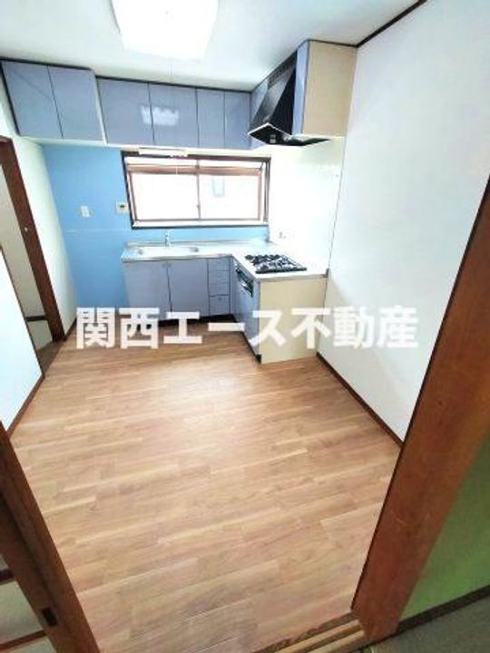 大阪府東大阪市宝町(一戸建)の賃貸物件の居間