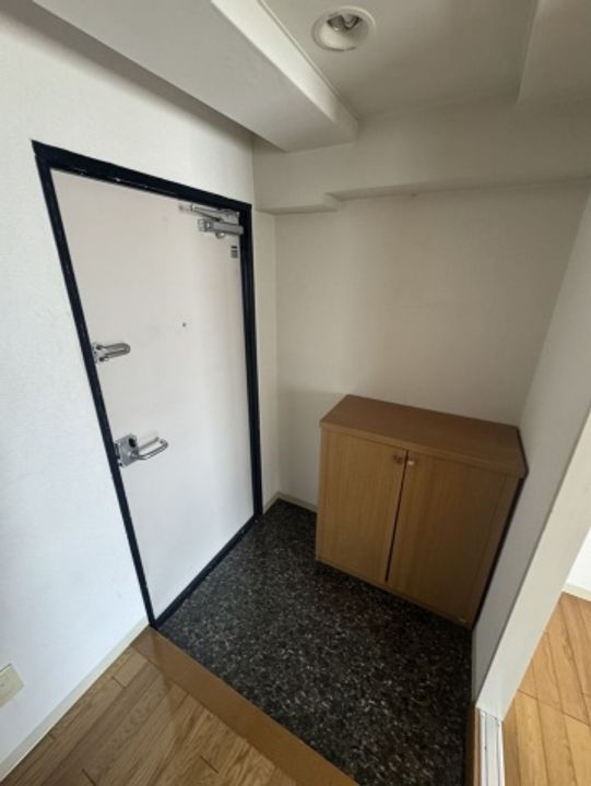 エオス竹屋町の玄関