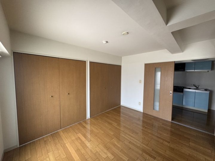 エオス竹屋町の居間