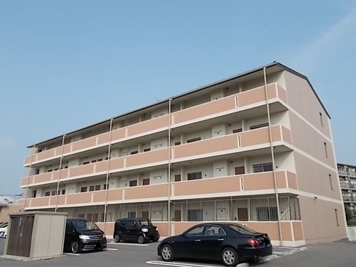 メディカル松下南EXの外観