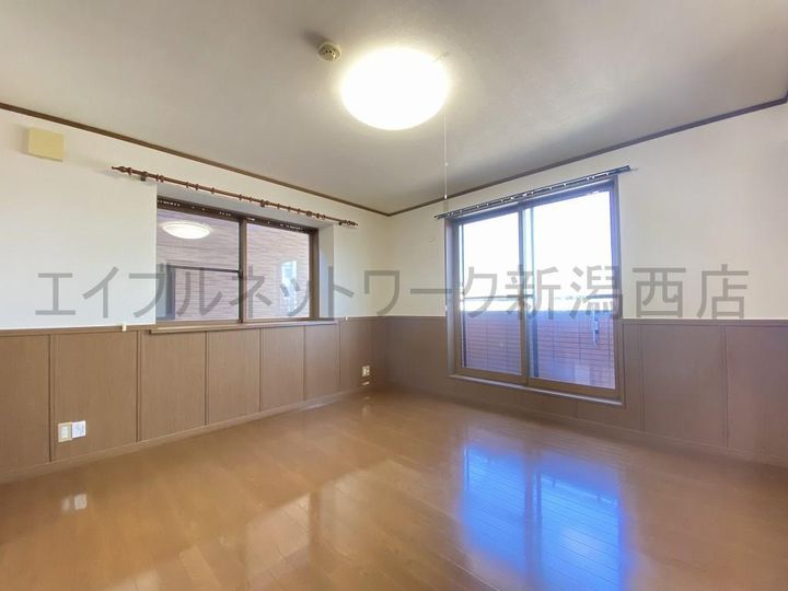 メゾン・ド・ソレイユの居間