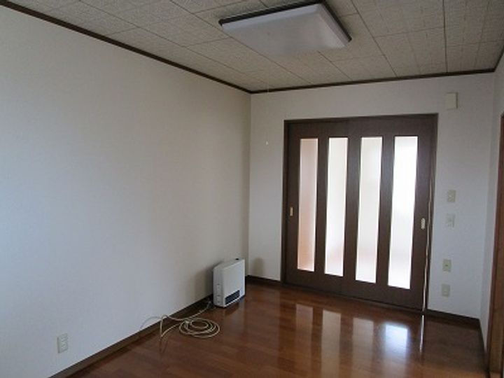 コーポササキの居間