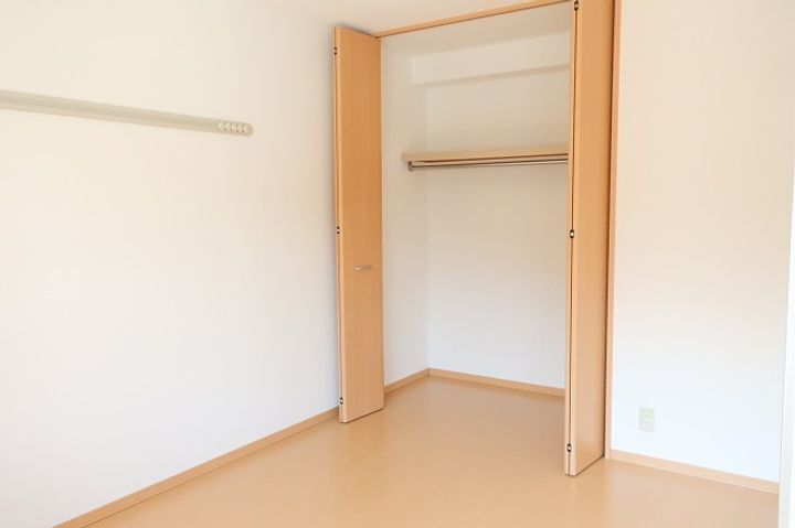 香川県綾歌郡宇多津町浜四番丁(アパート)の賃貸物件の内装