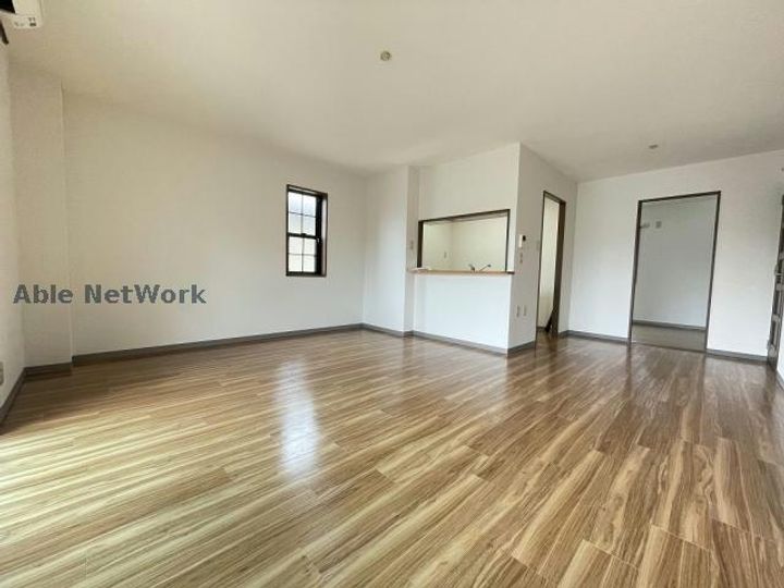 ミッシェル香久山の居間