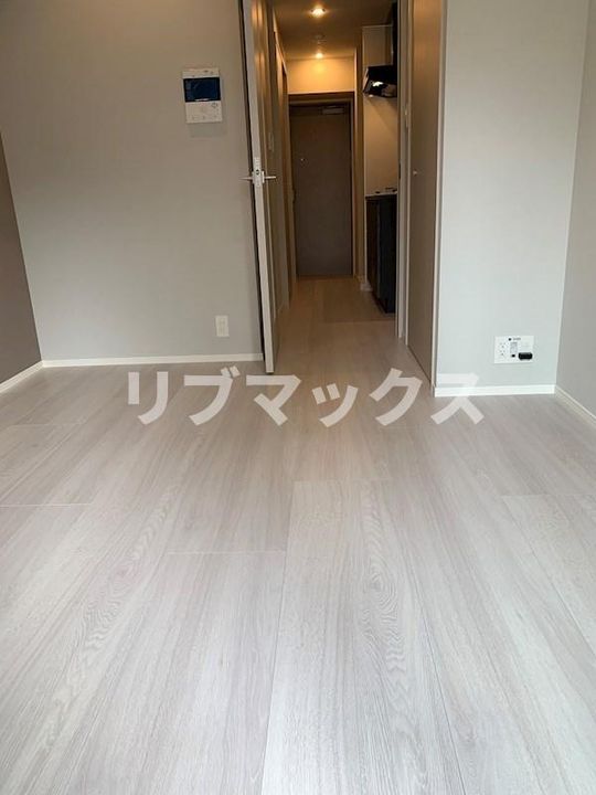 ログ横浜駅東の内装