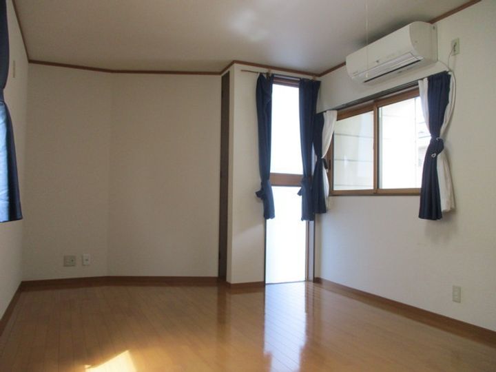 エクセルせいえの居間