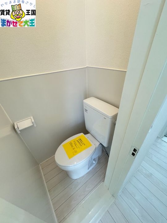 神戸海産物長崎ビルの内装