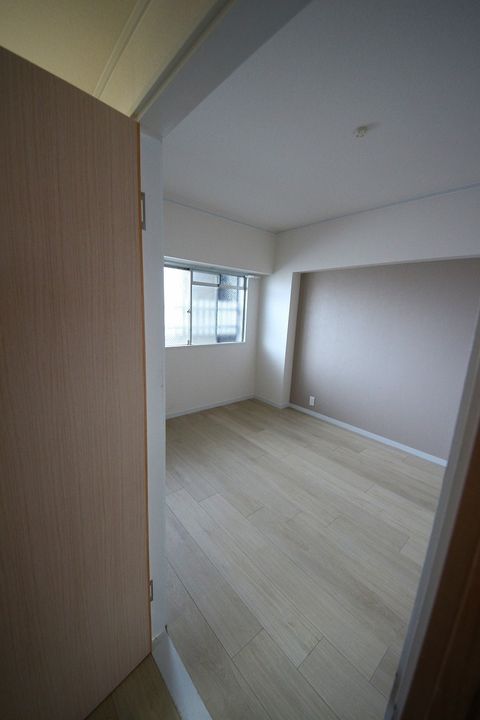 木町第二ビルの内装