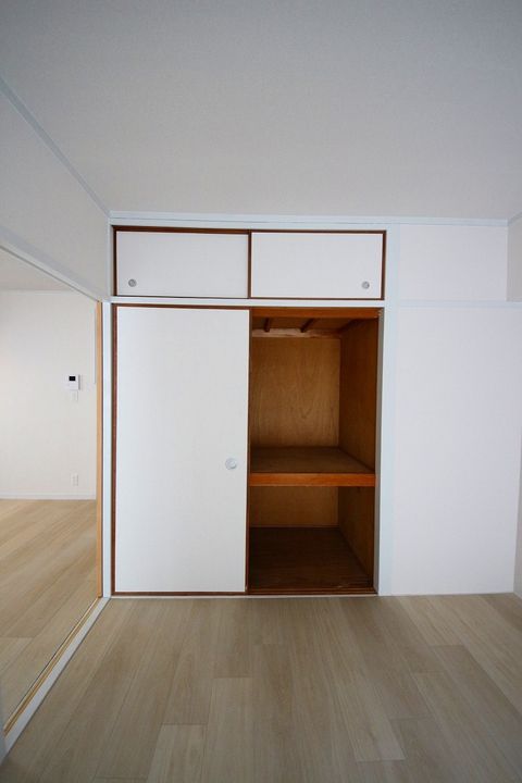 木町第二ビルの内装