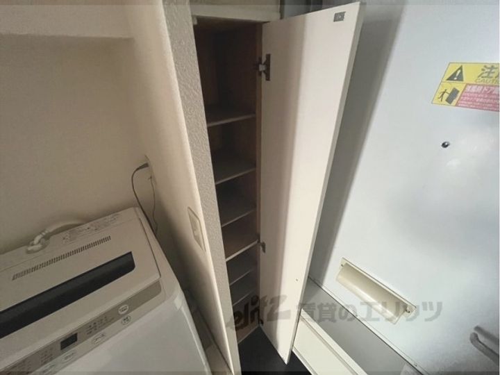 レオパレス黄金色の呑田の内装