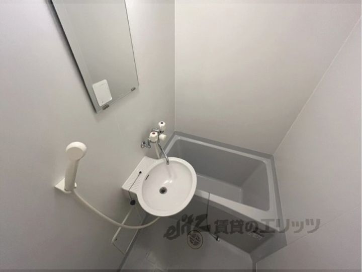 レオパレス黄金色の呑田の風呂