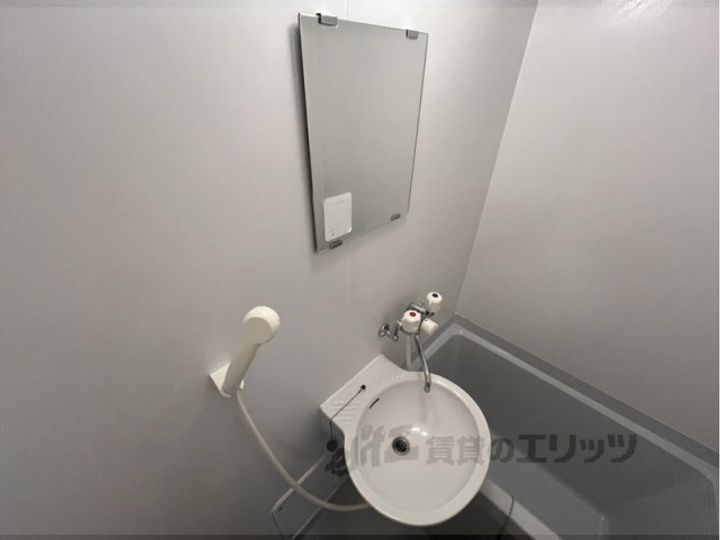 レオパレス黄金色の呑田の内装