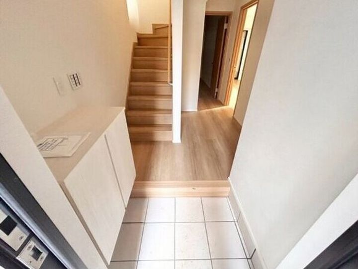 愛知県名古屋市天白区塩釜口1(一戸建)の賃貸物件の玄関