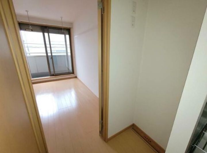 東京都中野区鷺宮4(マンション)の賃貸物件の玄関