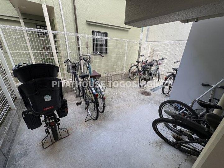 東京都品川区西品川2(マンション)の賃貸物件の地図