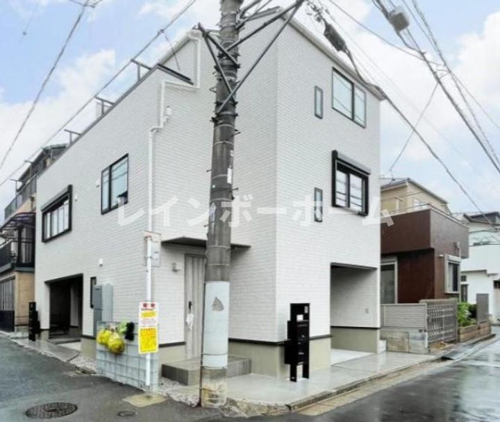 メゾン プリバーダの外観