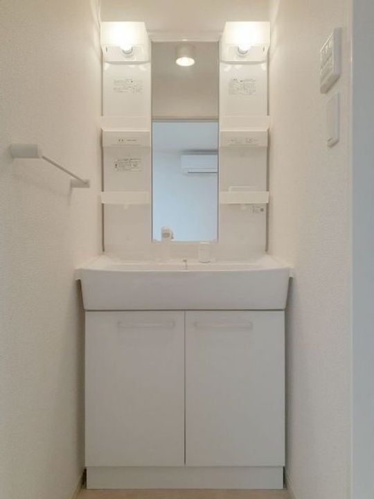 ポラリスVの内装