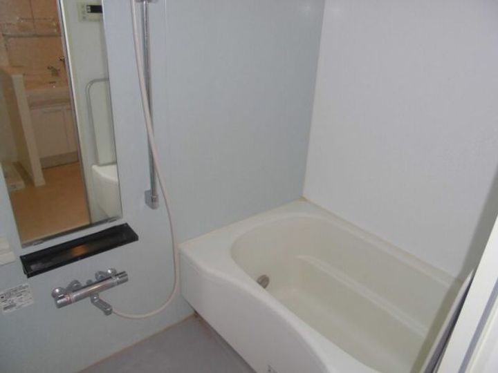 トリニティー芝浦の風呂