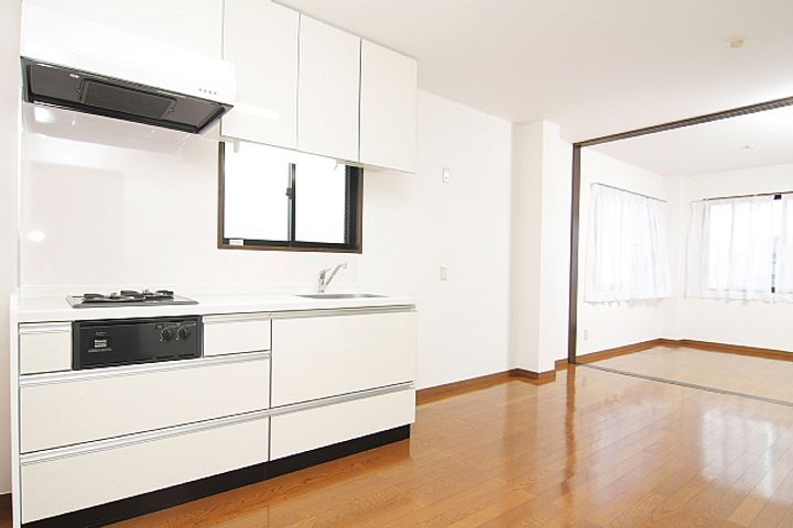 愛知県尾張旭市印場元町4(マンション)の賃貸物件の居間