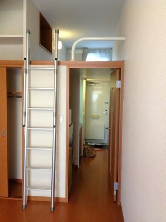 レオパレスGraceの居間