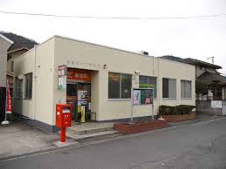 イヴェールの周辺