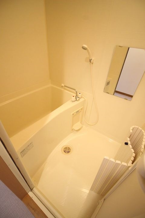 ウィングス片野Iの風呂