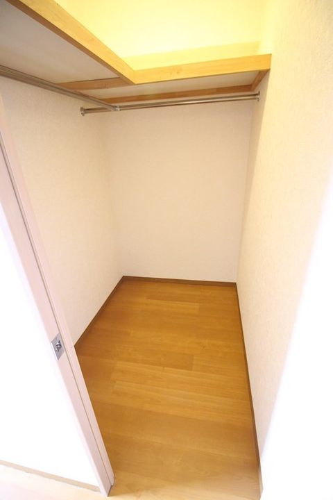 ウィングス片野Iの内装