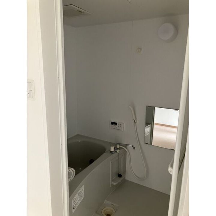 メリディアンなないろの里壱番館の風呂