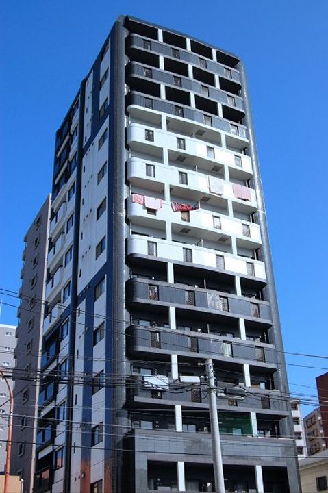 サンシティ駅南の外観