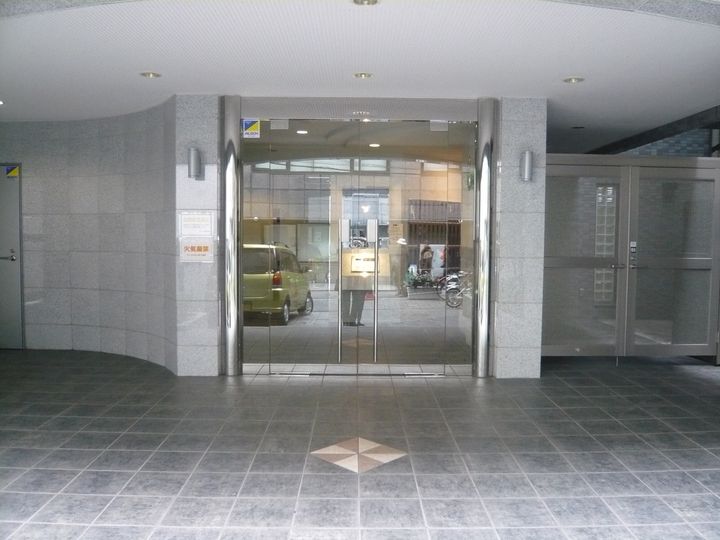 東京都文京区湯島3(マンション)の賃貸物件の地図