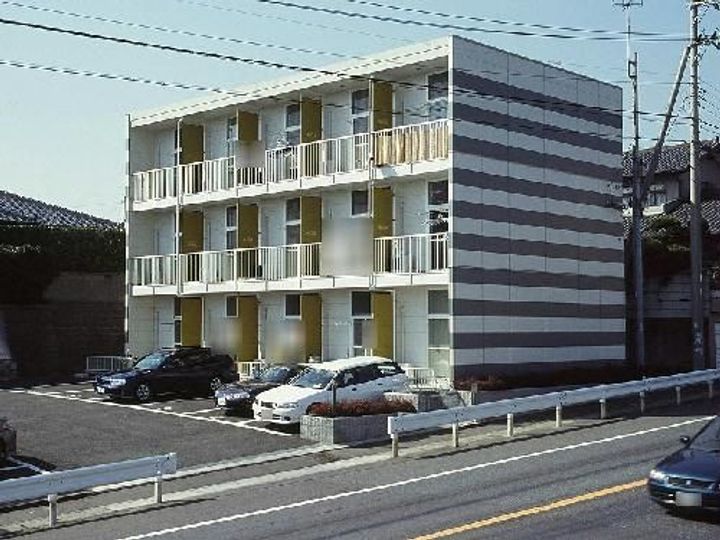 レオパレスキャッスルの外観