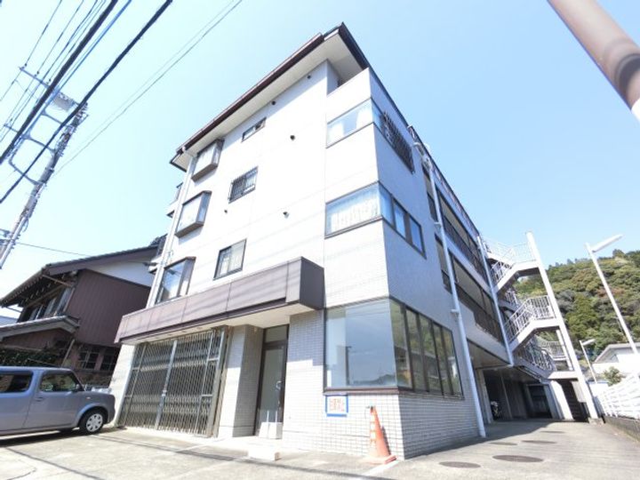 千葉県東金市東金(マンション)の賃貸物件の外観