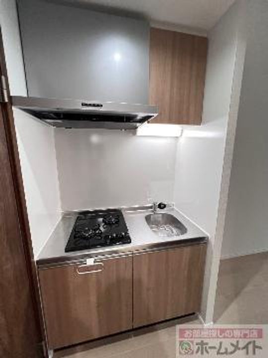 アッシュメゾン花園町IIIのキッチン