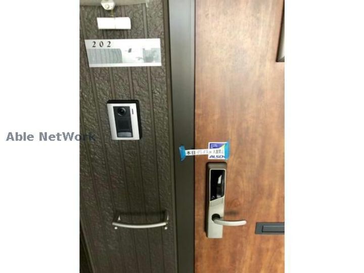 愛知県豊川市新道町2(アパート)の賃貸物件の玄関