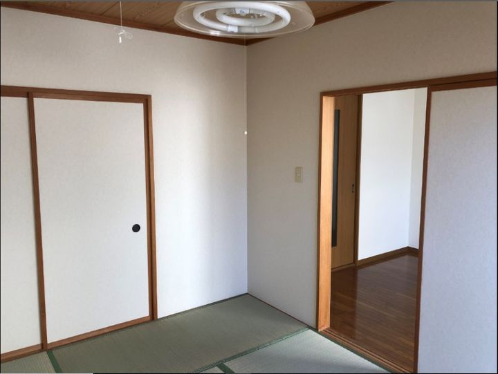 寿マンションの内装