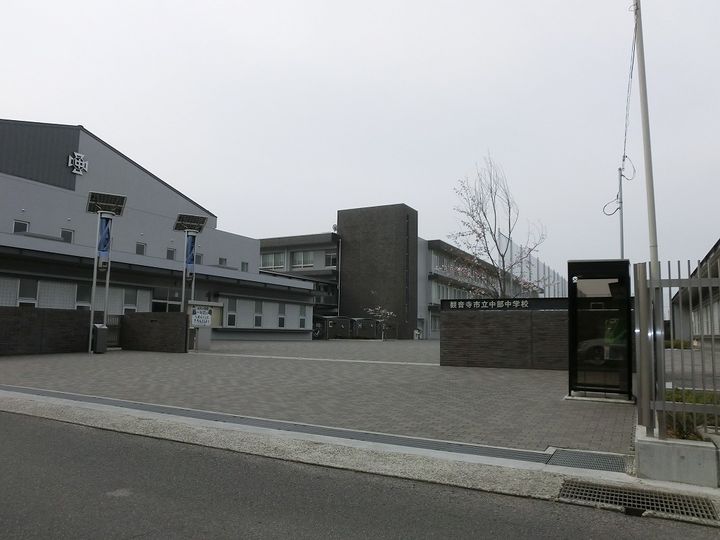 香川県観音寺市植田町(一戸建)の賃貸物件の周辺