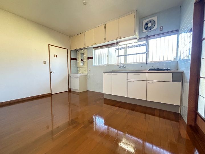 コーポサカエ IIの居間