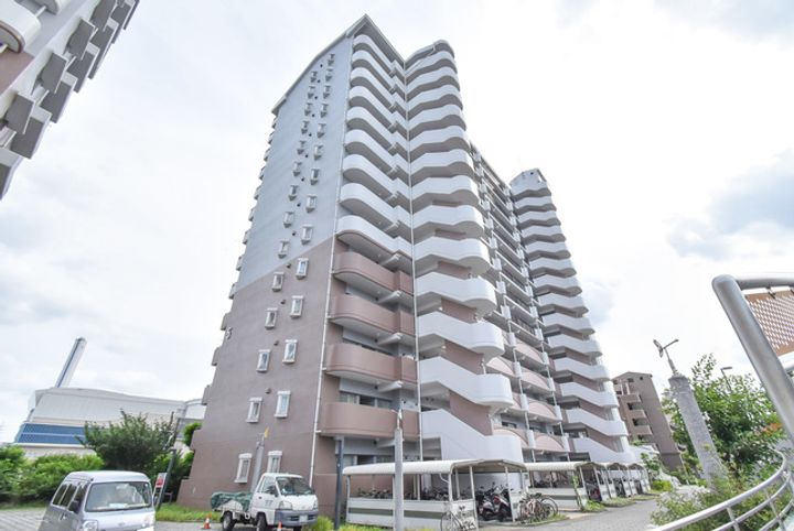 URアーバンラフレ小幡の外観