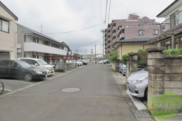 ルマ蘭 泉崎の周辺