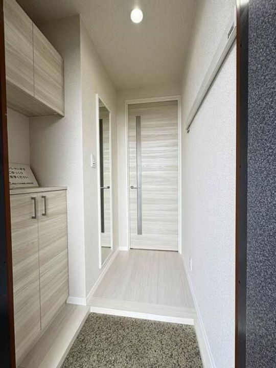 メゾン大石 C棟の玄関