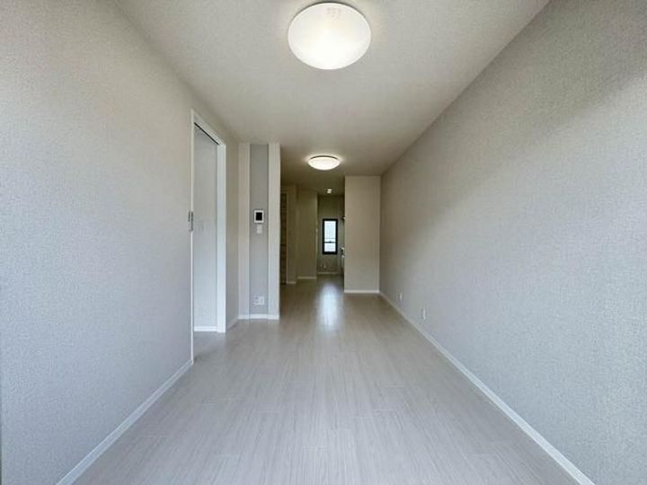 メゾン大石 C棟の居間