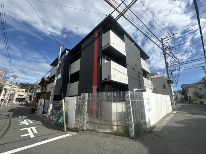 神奈川県横浜市南区永田東1(アパート)の賃貸物件の外観