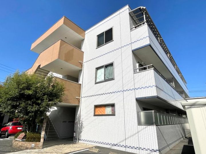 埼玉県川口市三ツ和3(マンション)の賃貸物件の外観