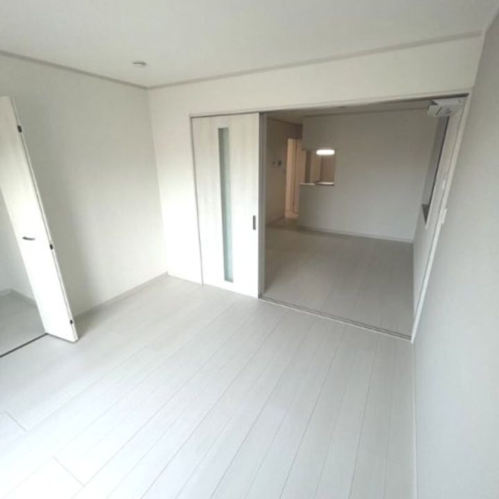 千葉県千葉市稲毛区作草部1(アパート)の賃貸物件の居間