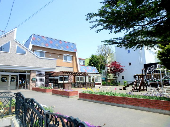ボア ソルテ美園EASTの周辺