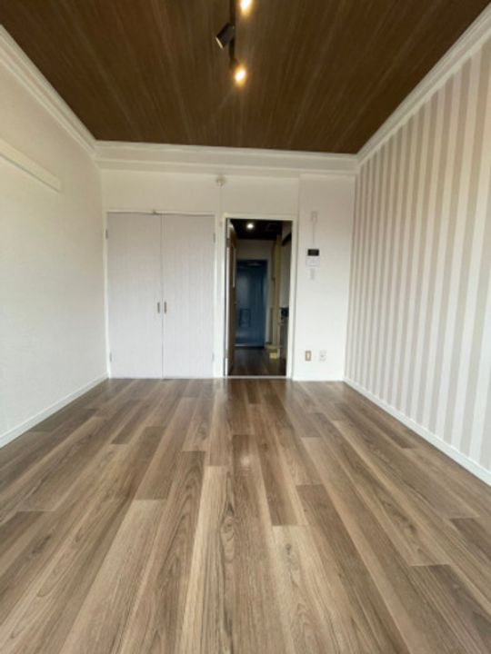 ZAKI Building NO5の内装