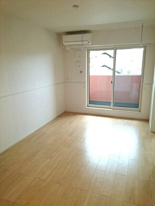 ブリランテAの居間