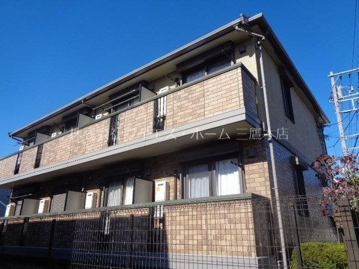 モンテローザの外観