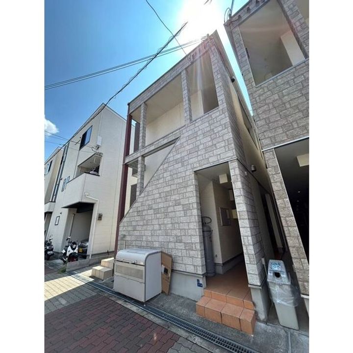 Happiness K.Iの外観