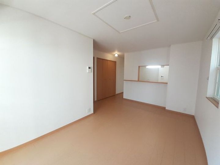 大阪府堺市美原区青南台2(アパート)の賃貸物件の居間